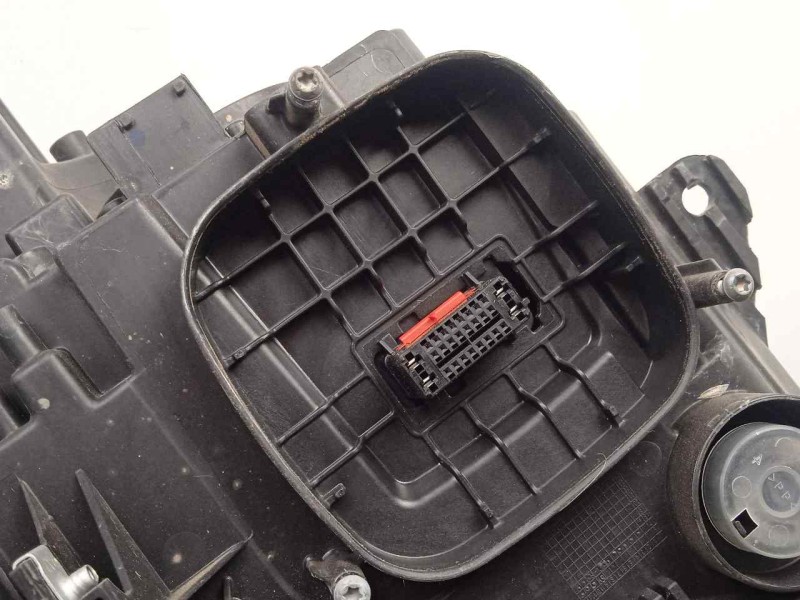 Recambio de faro izquierdo para opel crossland x 1.2 referencia OEM IAM 39153431 - 462161423 - 6519700000000 LED 