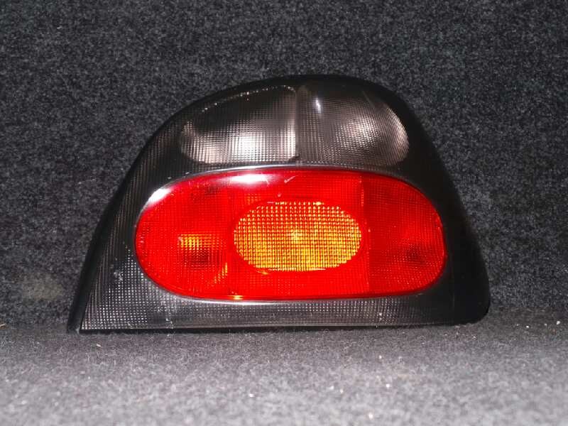 Recambio de piloto trasero derecho para renault megane i berlina hatchback (ba0) 1.4 referencia OEM IAM  1.SERIE 5.PUERTAS