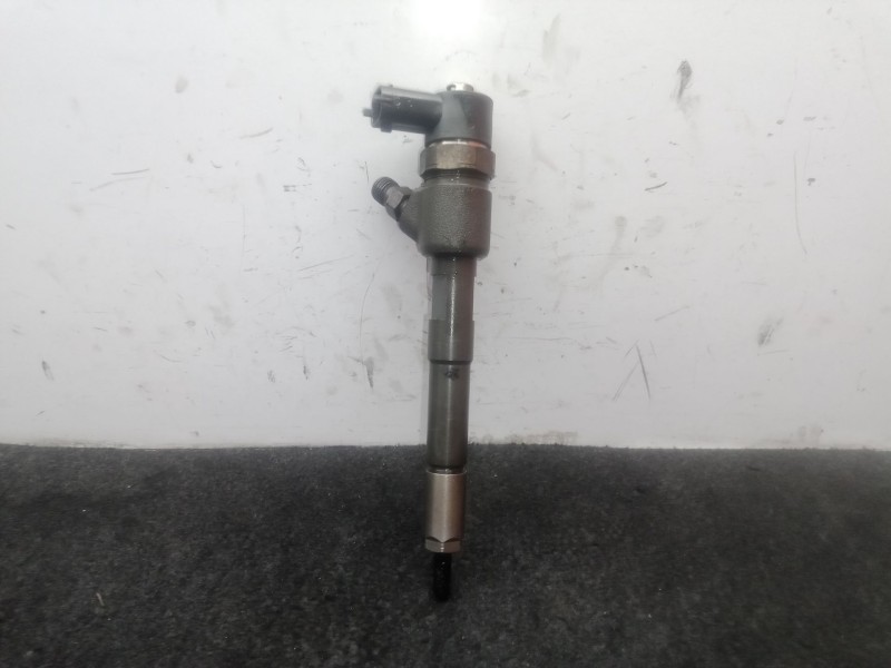 Recambio de inyector para peugeot bipper tepee 1.3 hdi 75 referencia OEM IAM 0445110351  BOSCH