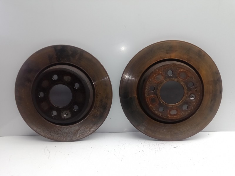 Recambio de disco freno trasero para audi a5 coupe (8t) 2.7 v6 24v tdi referencia OEM IAM   