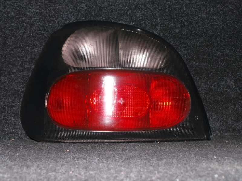 Recambio de piloto trasero izquierdo para renault megane i berlina hatchback (ba0) 1.4 referencia OEM IAM  1.SERIE 5.PUERTAS