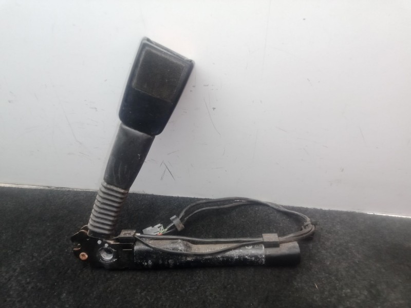 Recambio de pretensor airbag delantero izquierdo para bmw 1 (e87) 118 d referencia OEM IAM 33037874F - 7126295  