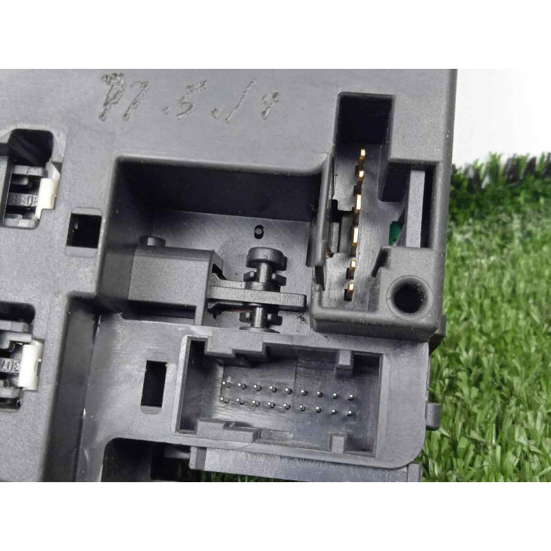 Recambio de mando limpia para renault modus 1.5 dci diesel referencia OEM IAM 88103003  LIMPIA TRASERO