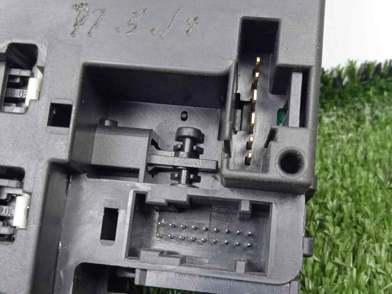 Recambio de mando limpia para renault modus 1.5 dci diesel referencia OEM IAM 88103003  LIMPIA TRASERO