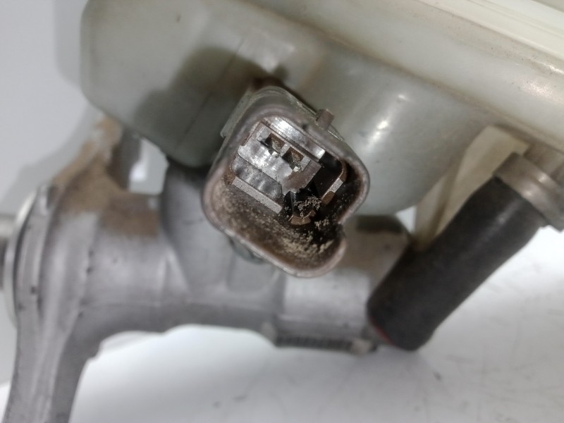 Recambio de bomba freno para peugeot 207 1.6 16v cat referencia OEM IAM 32067093 TRW 2.PINES