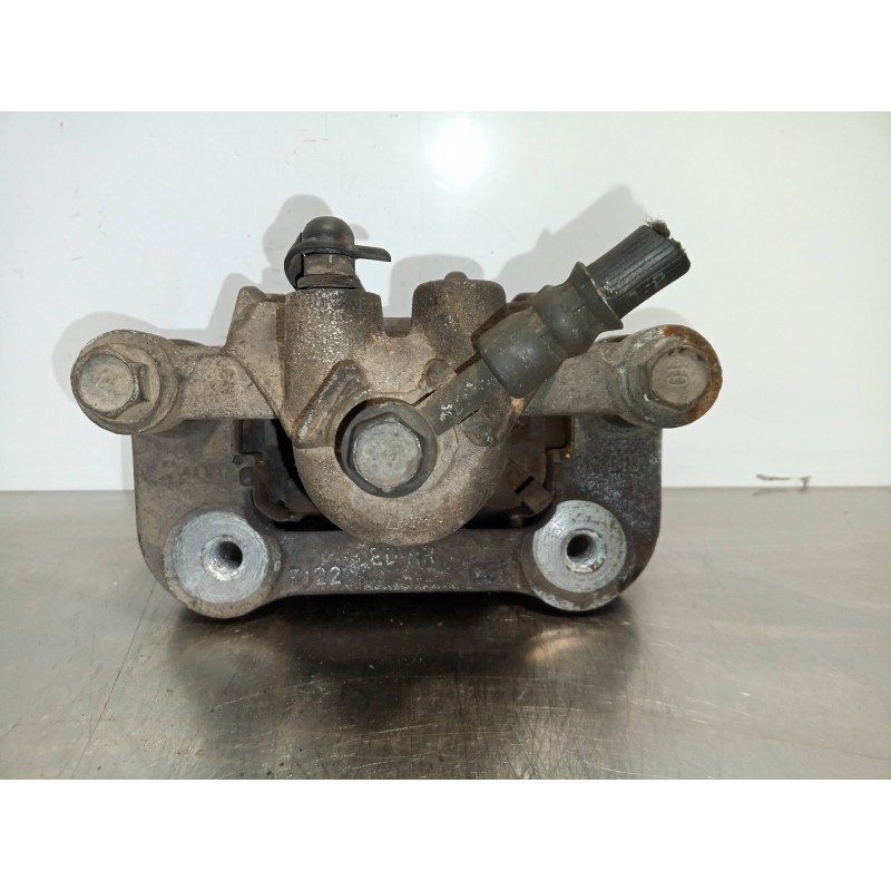 Recambio de pinza freno trasera derecha para kia cee´d 1.6 crdi cat referencia OEM IAM 7J16-M818-071105E MOBIS 7J16 - M818 - 071