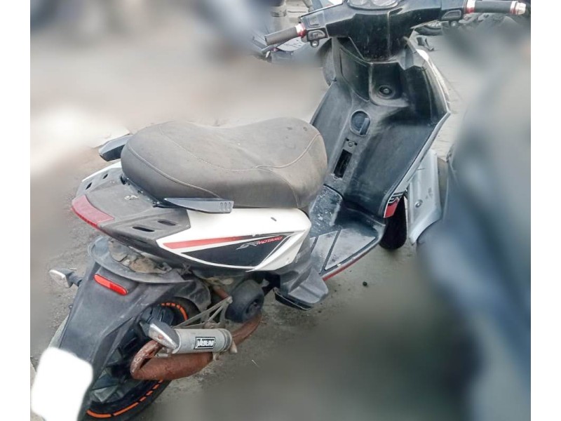 aprilia sr del año 2013