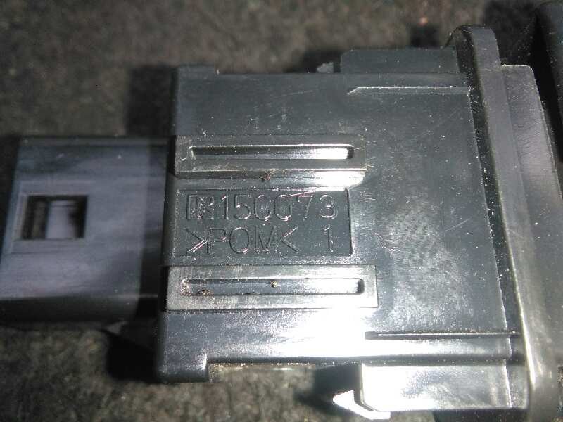 Recambio de interruptor para toyota land cruiser (j15) 3.0 turbodiesel cat referencia OEM IAM 15C073-8472560170 4.PINES CONTROL.