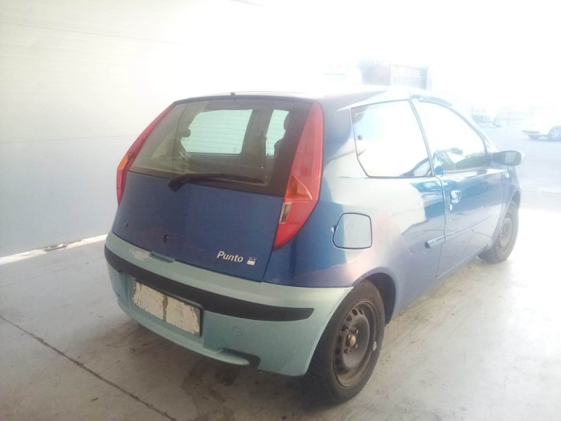 fiat punto (188_) del año 2000