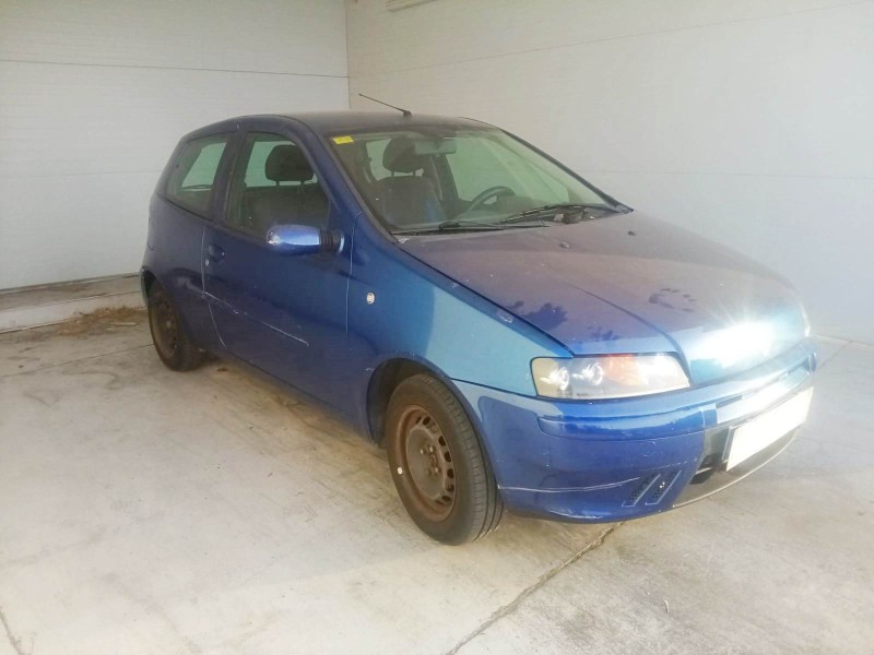 fiat punto (188_) del año 2000