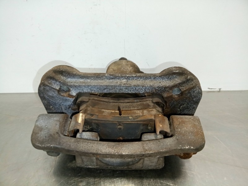 Recambio de pinza freno trasera derecha para kia cee´d 1.6 crdi cat referencia OEM IAM 7J16-M818-071105E MOBIS 7J16 - M818 - 071