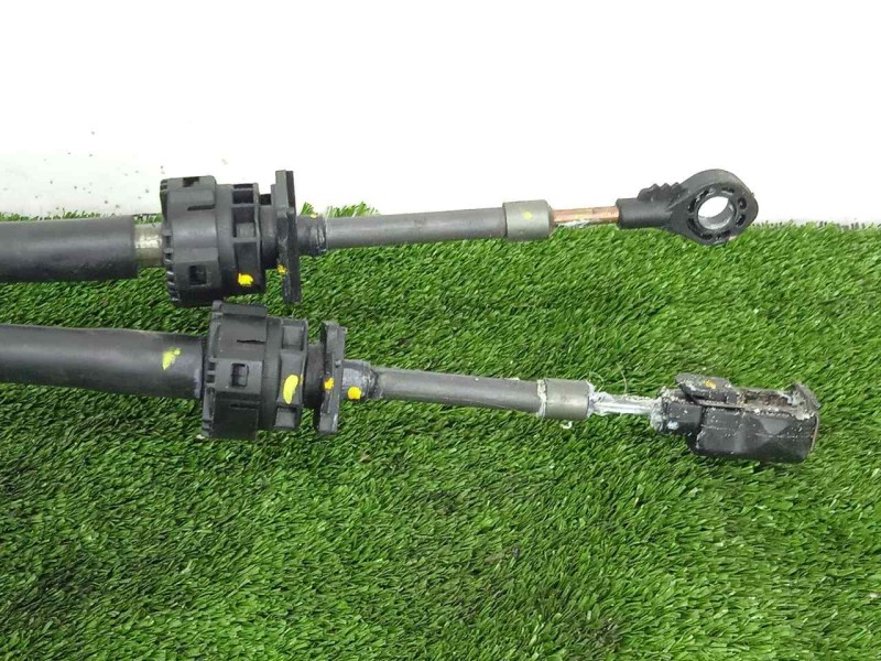 Recambio de varillaje cambio para toyota avensis berlina (t25) 2.0 turbodiesel cat referencia OEM IAM 3382005264 MANUAL 5 VELOCI