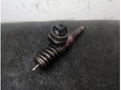 Recambio de inyector para volkswagen passat b5 (3b2) 1.9 tdi referencia OEM IAM 038130073F - 0414720007  BOSCH 2