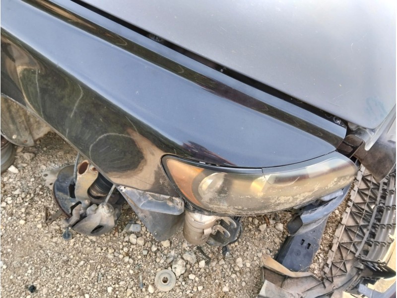 Recambio de aleta delantera derecha para volvo s40 berlina 2.0 diesel cat referencia OEM IAM   