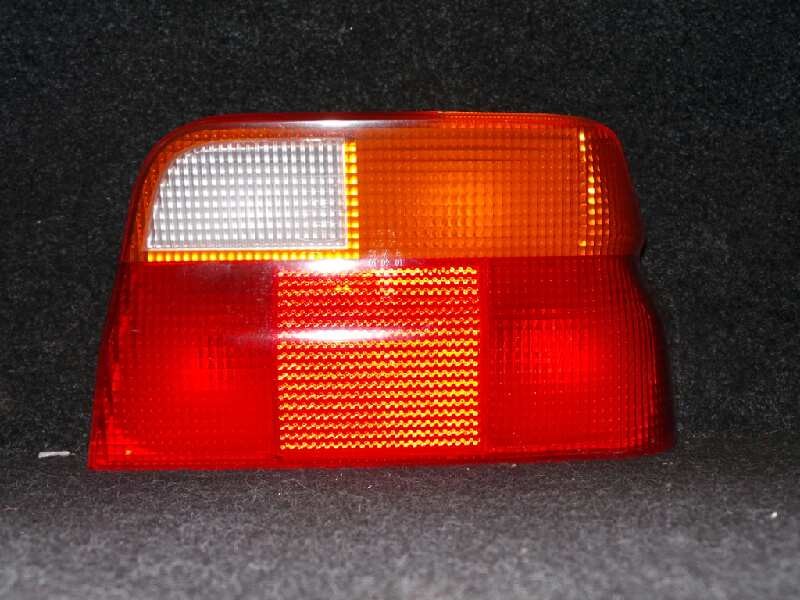 Recambio de piloto trasero derecho para ford escort berl./turnier 1.8 turbodiesel cat referencia OEM IAM  ESCORT.90 