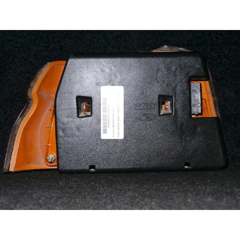 Recambio de piloto trasero derecho para ford escort berl./turnier 1.8 turbodiesel cat referencia OEM IAM  ESCORT.90 