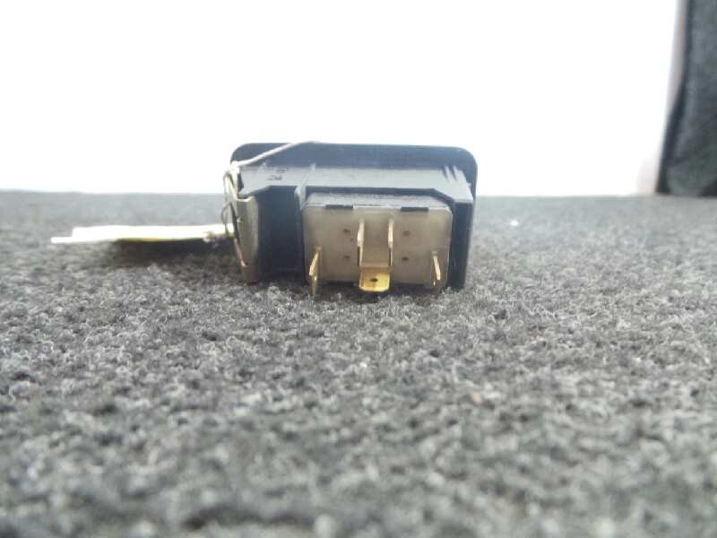 Recambio de mando elevalunas delantero derecho para volkswagen polo berlina (6n2) 1.4 referencia OEM IAM 6X0959855  