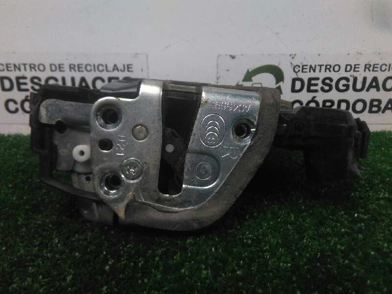 Recambio de cerradura puerta delantera derecha para toyota land cruiser (j15) 3.0 turbodiesel cat referencia OEM IAM 6903060240-