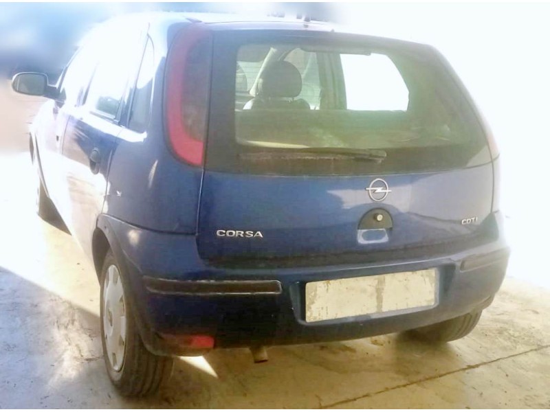 opel corsa c (x01) del año 2004