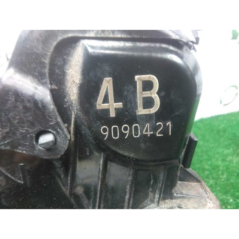 Recambio de cerradura puerta delantera derecha para toyota land cruiser (j15) 3.0 turbodiesel cat referencia OEM IAM 6903060240-