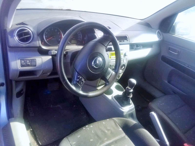 mazda 2 (dy) del año 2003