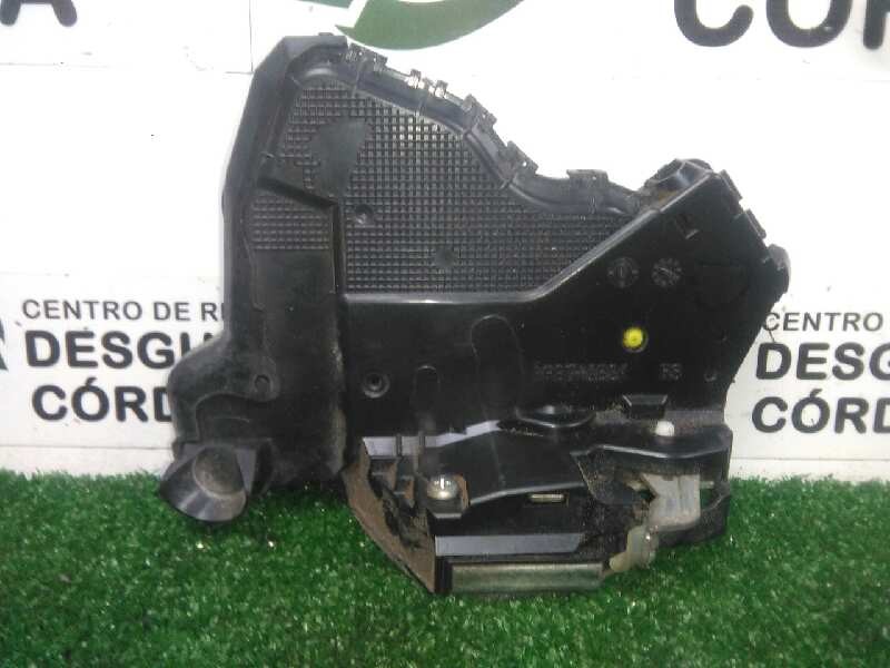 Recambio de cerradura puerta delantera derecha para toyota land cruiser (j15) 3.0 turbodiesel cat referencia OEM IAM 6903060240-