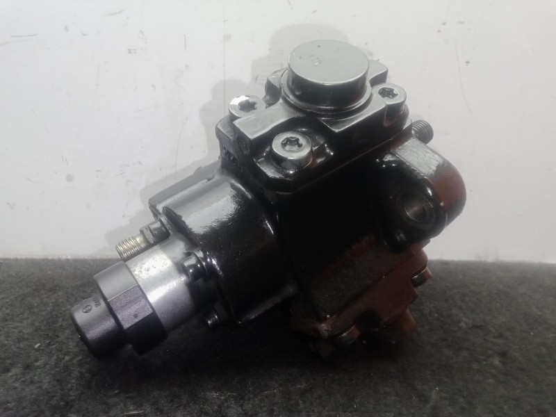 Recambio de bomba inyeccion para chevrolet captiva (c100, c140) 2.0 d 4wd referencia OEM IAM 0445010142 - 96440341  BOSCH