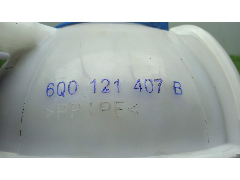 Recambio de deposito expansion para seat ibiza iii (6l1) 1.9 tdi referencia OEM IAM 6Q0121407B  2.PINES