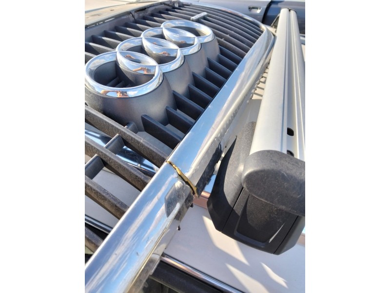 Recambio de rejilla delantera para audi q5 (8rb) 2.0 tdi quattro referencia OEM IAM CON DESPERFECTOS  