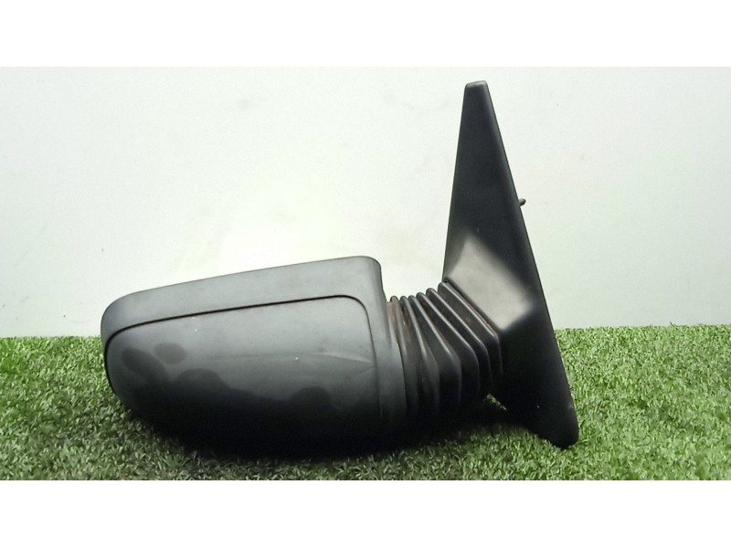 Recambio de retrovisor derecho para peugeot 205 ii (20a/c) 1.2 referencia OEM IAM SIN REFERENCIA PLASTICO.NEGRO MANUAL