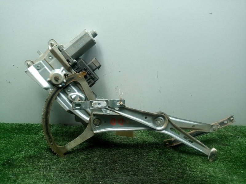 Recambio de elevalunas delantero derecho para opel astra h berlina 1.6 16v referencia OEM IAM SINREFERENCIA ASTRA.H - ELECTRICO 