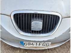 Recambio de rejilla delantera para seat leon (1p1) 1.9 tdi referencia OEM IAM   