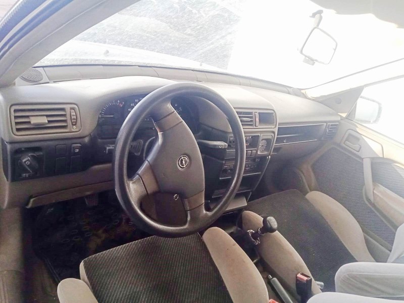 opel vectra a (j89) del año 1990