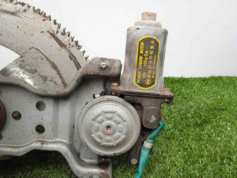 Recambio de elevalunas trasero izquierdo para kia carens 1.8 cat referencia OEM IAM  00-02 - ELECTRICO - 2.PINES CON.MOTOR - TIJ
