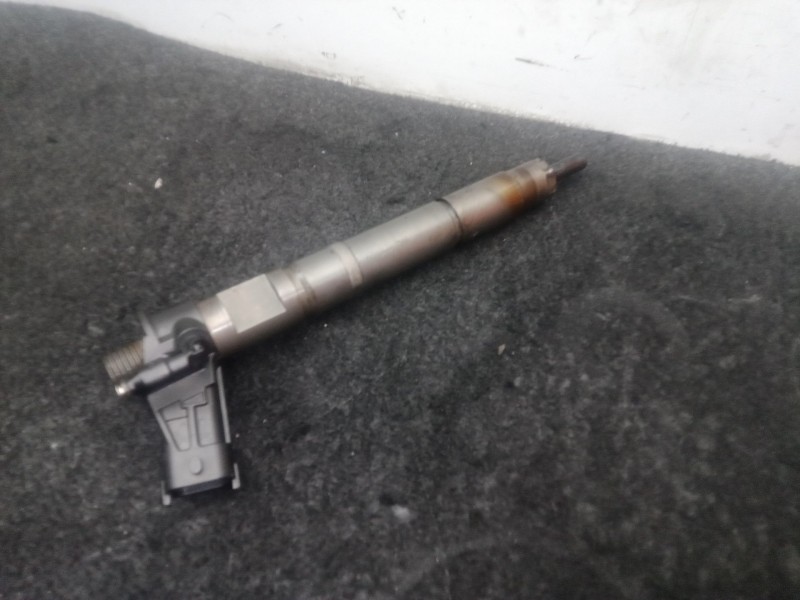 Recambio de inyector para jeep cherokee (kk) 2.8 crd 4x4 referencia OEM IAM 15062058F - 0445115067  BOSCH