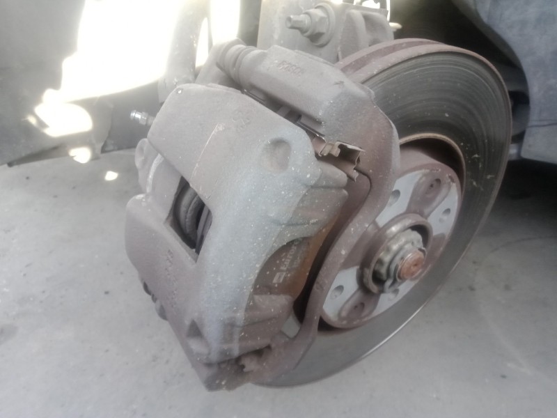 Recambio de pinza freno delantera izquierda para citroën c4 i (lc_) 1.6 hdi referencia OEM IAM   