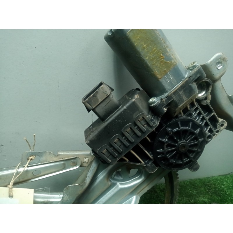 Recambio de elevalunas delantero derecho para opel astra h berlina 1.6 16v referencia OEM IAM SINREFERENCIA ASTRA.H - ELECTRICO 