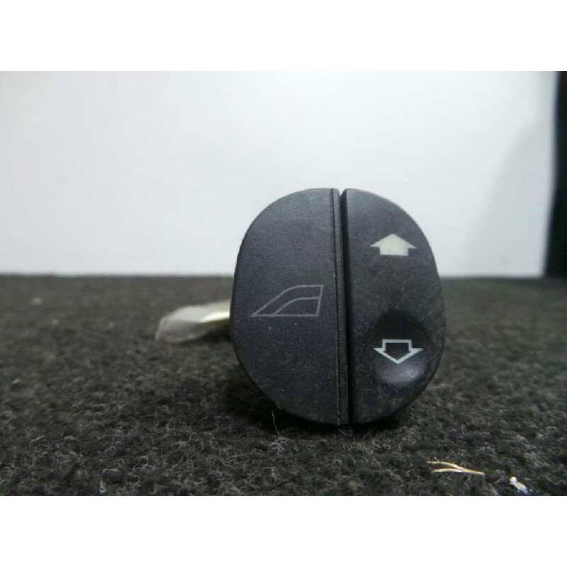 Recambio de mando elevalunas delantero derecho para ford fiesta berlina 1.25 16v cat referencia OEM IAM   6 PINES