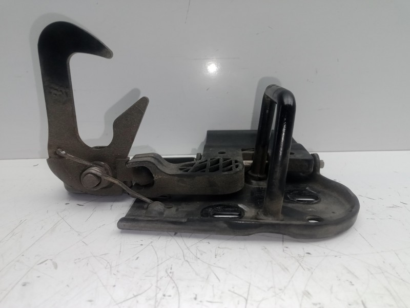 Recambio de cerradura capot para volkswagen passat cc (357) 2.0 tdi referencia OEM IAM 3C8823480B TIRADOR CAPOT 