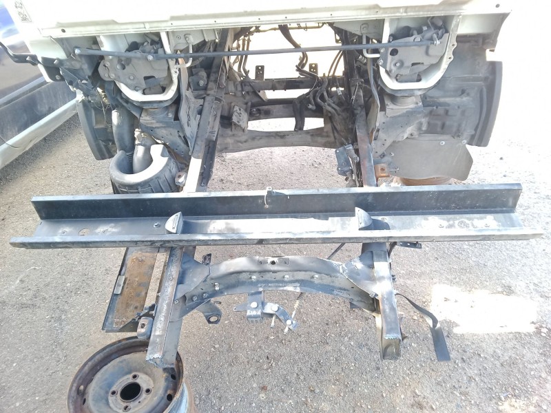 Recambio de paragolpes trasero para nissan nt400 cabstar (f24m) 35.14, 45.14 referencia OEM IAM   