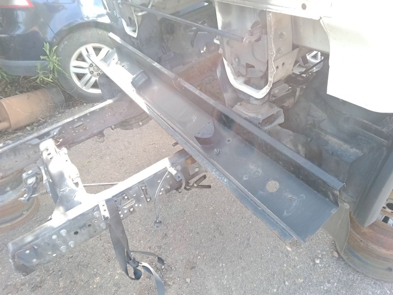 Recambio de paragolpes trasero para nissan nt400 cabstar (f24m) 35.14, 45.14 referencia OEM IAM   