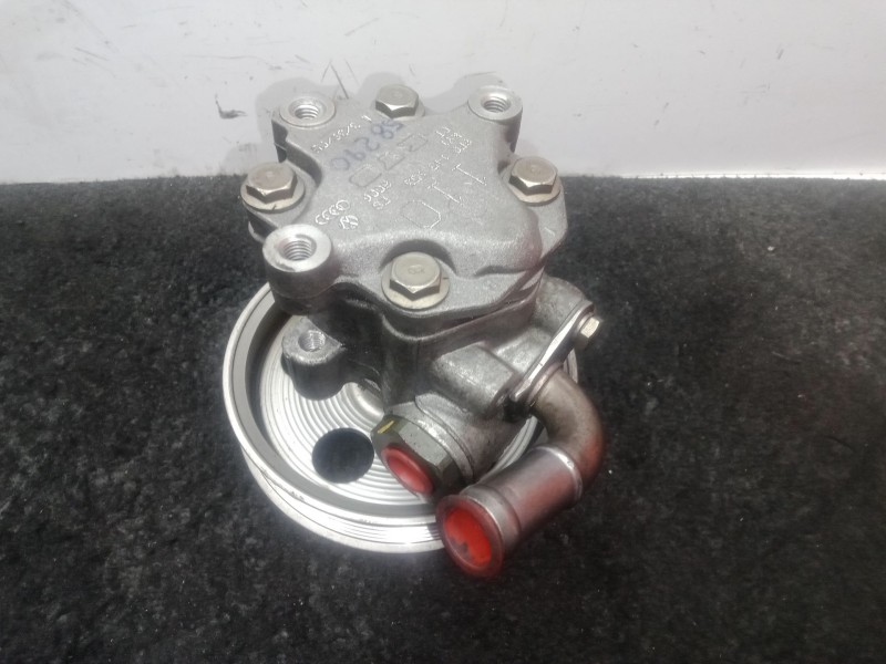 Recambio de bomba direccion para audi a4 b7 (8ec) 2.0 referencia OEM IAM 8E0145153  