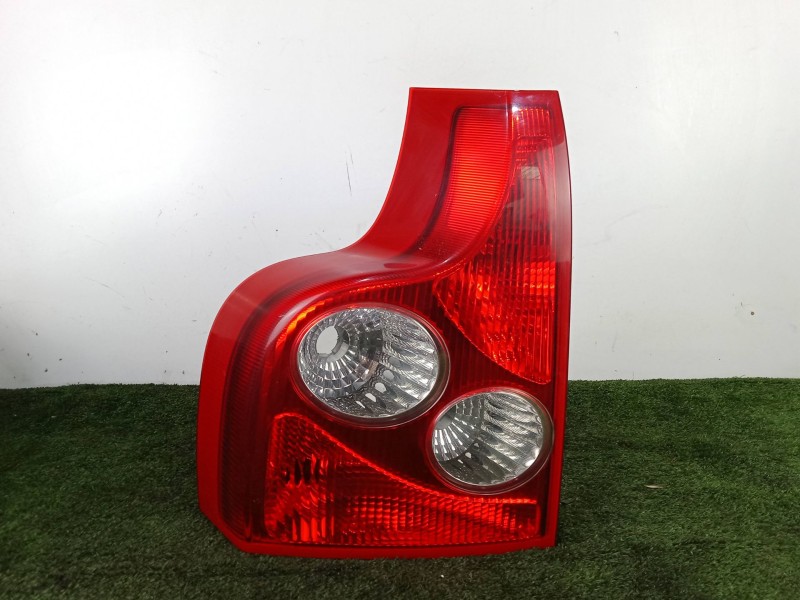 Recambio de piloto trasero izquierdo para volvo xc90 2.4 diesel cat referencia OEM IAM SIN REFERENCIA HELLA 