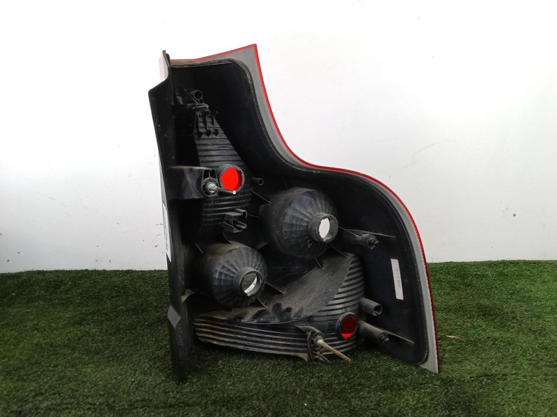 Recambio de piloto trasero izquierdo para volvo xc90 2.4 diesel cat referencia OEM IAM SIN REFERENCIA HELLA 