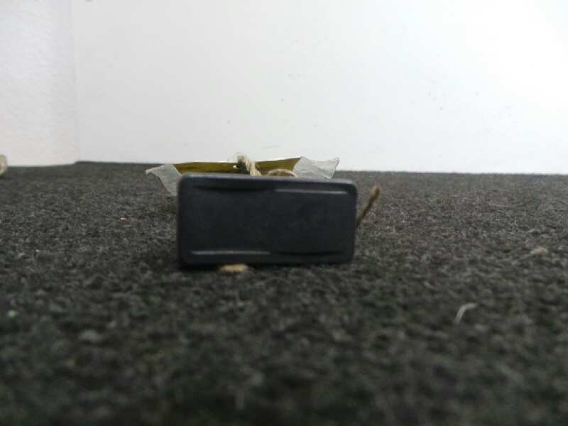 Recambio de mando elevalunas delantero izquierdo para citroën zx 1.6 referencia OEM IAM   5 PINES