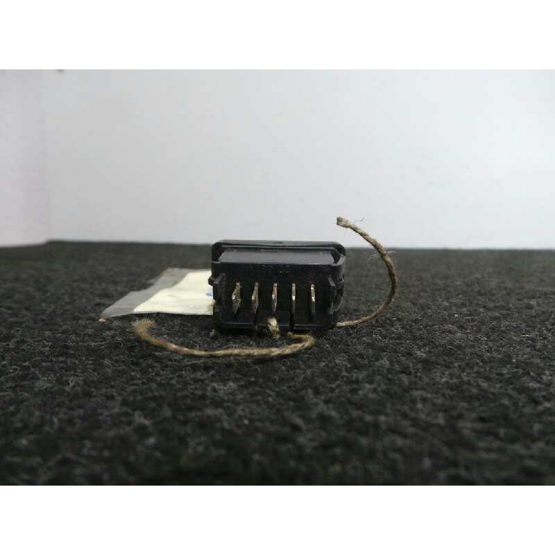 Recambio de mando elevalunas delantero izquierdo para citroën zx 1.6 referencia OEM IAM   5 PINES