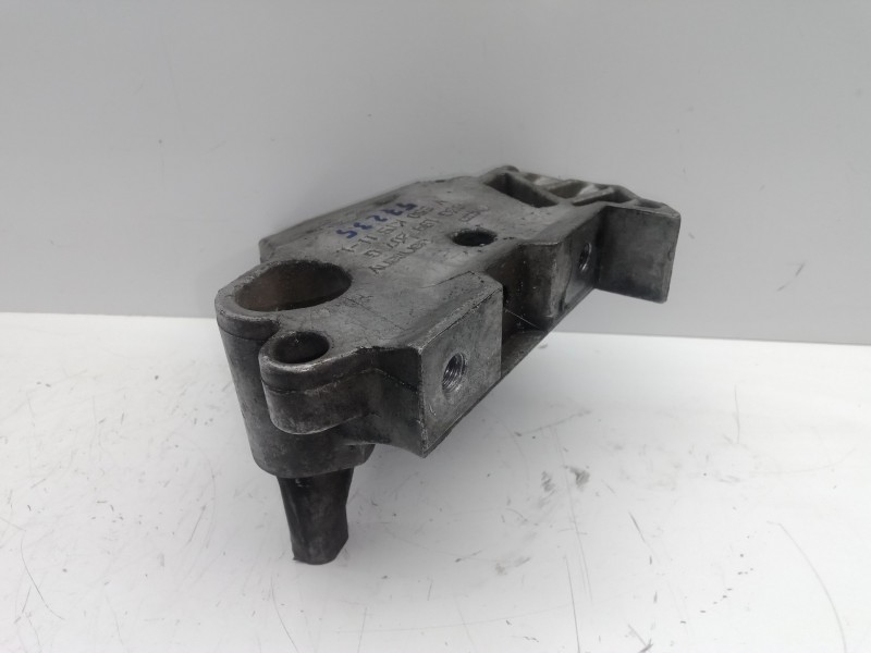 Recambio de soporte motor derecho para seat altea (5p1) 1.9 tdi referencia OEM IAM 03G199207G  