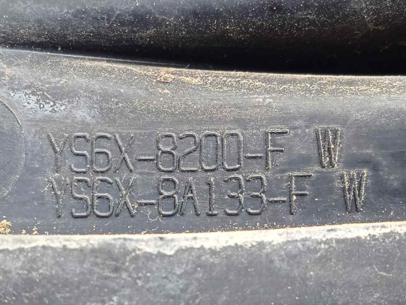 Recambio de rejilla delantera para ford fiesta berlina (dx) 1.3 cat referencia OEM IAM YS6X8200F - YS6X8A133F  