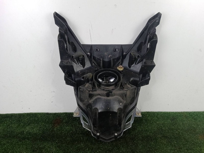 Recambio de faro central para kymco agility agility city+ 125i cbs (kl25f) referencia OEM IAM SIN.REFERENCIA  