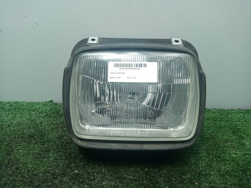 Recambio de faro central para bmw f 650 referencia OEM IAM   